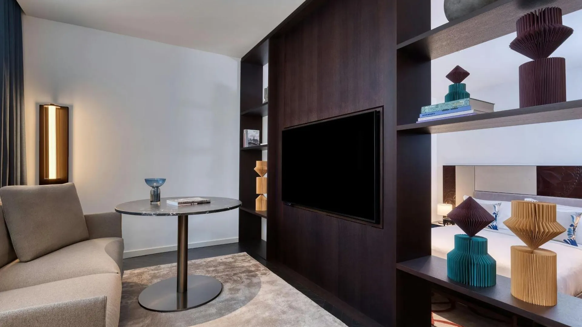 Dorothea Hotel, Budapest, Autograph Collection